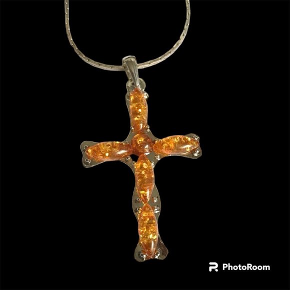 Vintage Honey Amber Cross Pendant Necklace Silver Plated Simulated Acrylic 24" - Picture 3 of 11